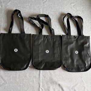 Lululemon Athletica Mini Tote Bag Set with Logo in black